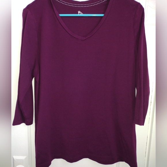 Bundle St johns Bay tops - Picture 3 of 3